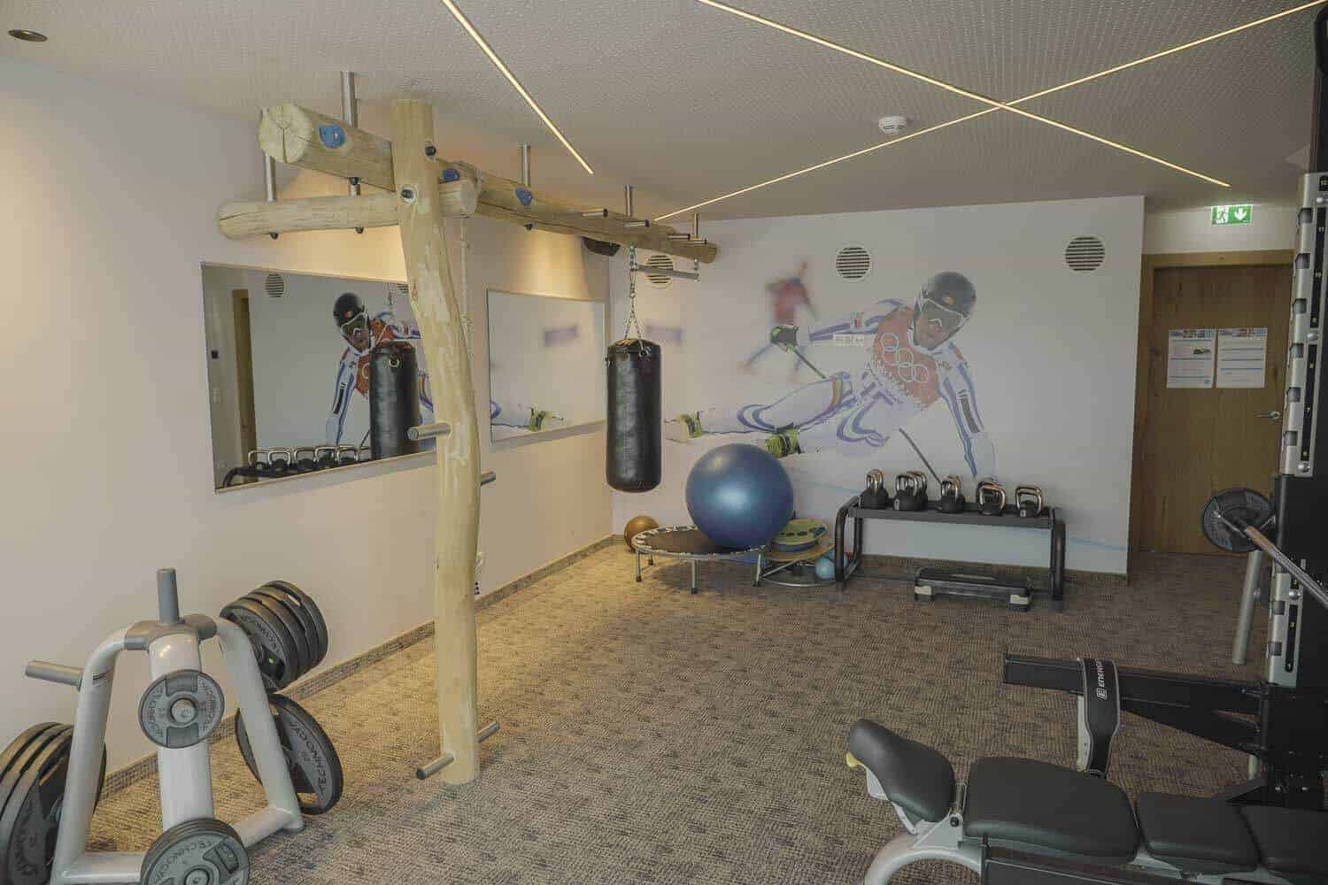 Fitnessraum - Hotel Penzinghof**** – Urlaub in Oberndorf in Tirol St